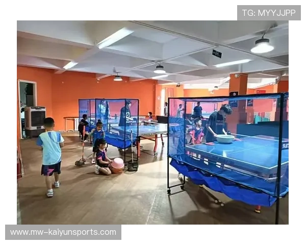乒乓球俱乐部推动青少年训练营的师资能力与课程标准化，2021暑假青少年乒乓球集训营
